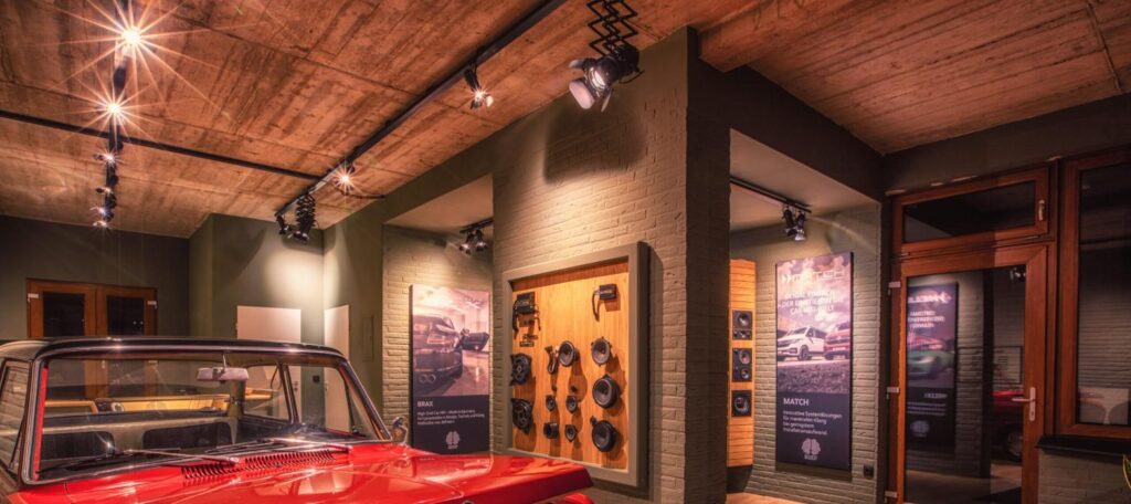 AudioUp Showroom Dortmund – Plug'n'Play Car-HiFi Nachrüstung